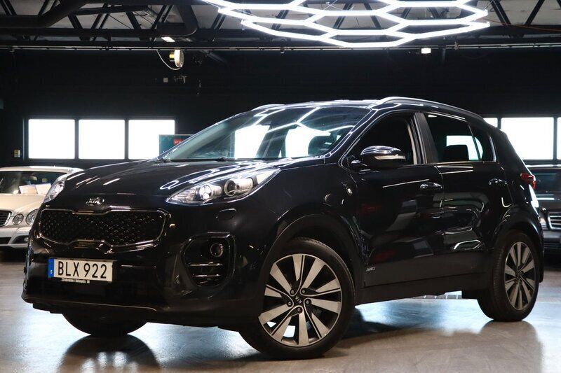 Svart Begagnad 2016 Kia Sportage Advance SUV | 179 900 kr (Lite dyr) - Bild 1/4