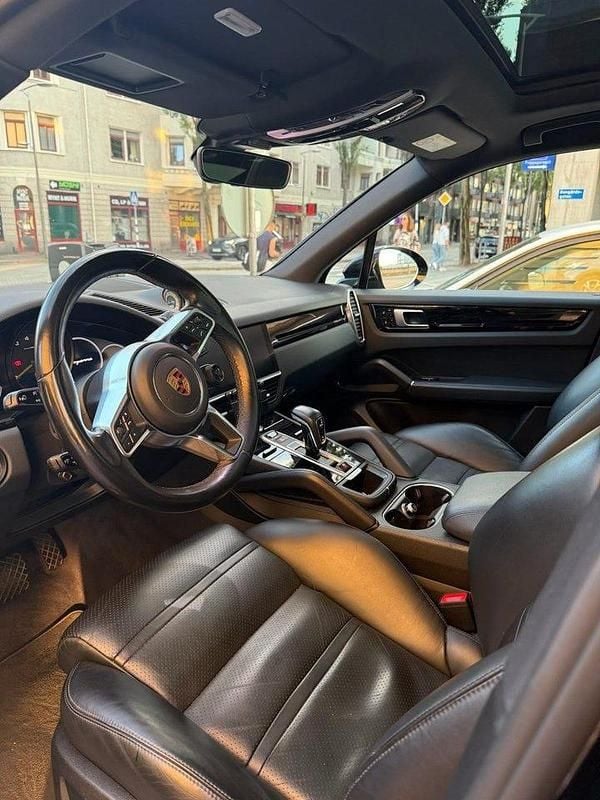 Begagnad Porsche Cayenne 462 HK (339 kW) 2020 SUV