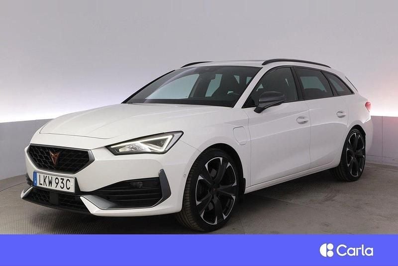 Vit Begagnad 2022 Cupra Leon Kombi | 277 900 kr (Marknadspris) - Bild 1/4