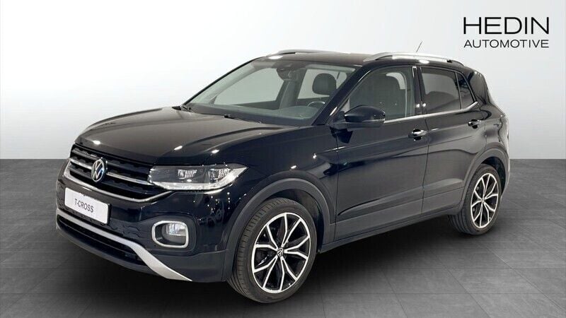 Svart (black) Begagnad 2020 VW T-Cross GT SUV | 199 900 kr (Marknadspris) - Bild 1/4