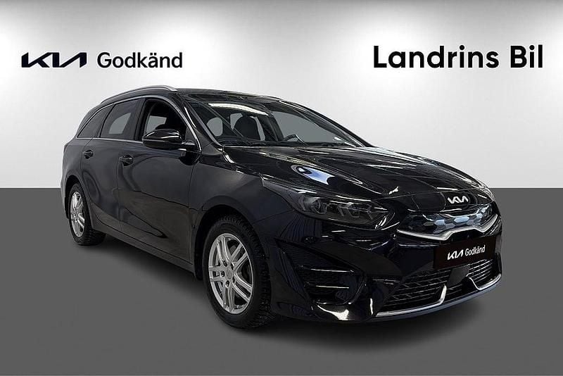 Begagnad Kia Ceed Sportswagon Advance 141 HK (103 kW) 2022 Svart pearl metallic Kombi