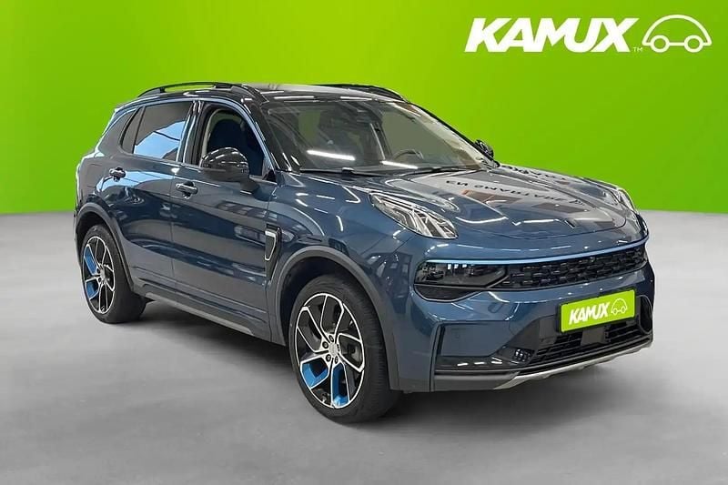 Begagnad Lynk & Co 01 261 HK (191 kW) 2022 Blå SUV