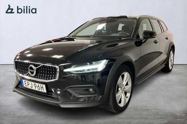 Begagnad 2022 Volvo V60 CC Kombi | 309 900 kr (Bra pris) - Bild 1/3