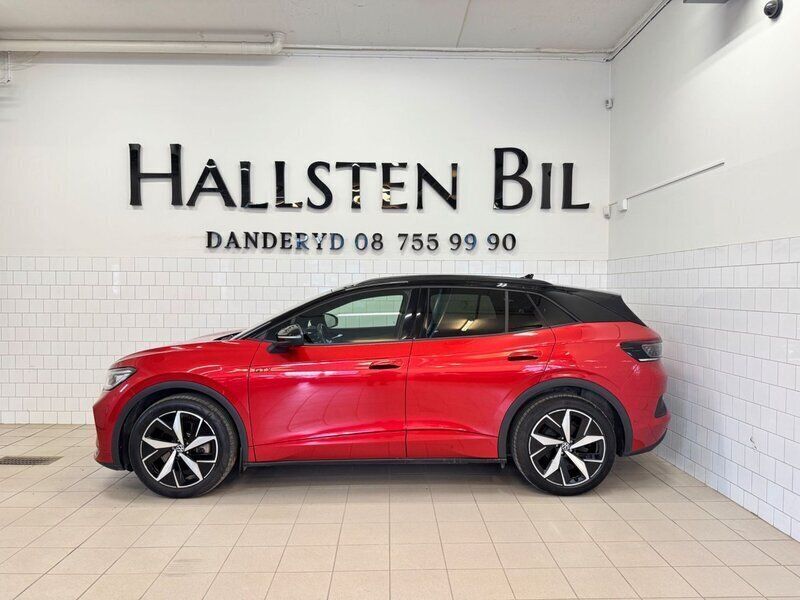 Mörkröd Begagnad 2023 VW ID.4 GTX SUV | 399 000 kr (Superpris) - Bild 1/4