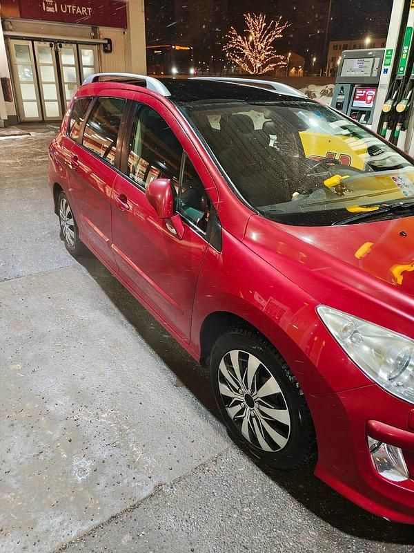 Begagnad Peugeot 308 SW 140 HK (102 kW) 2009 Kombi