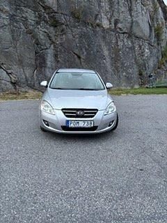 Silver Begagnad 2008 Kia Ceed 4 Halvkombi | 29 500 kr - Bild 1/4