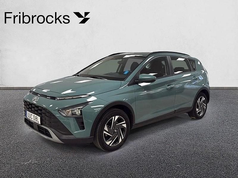 Begagnad Hyundai Bayon Essential 84 HK (61 kW) 2023 Mangrove green  pearl SUV