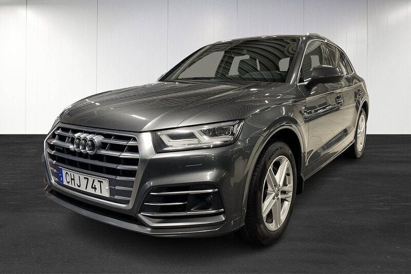 Grå Begagnad 2019 Audi Q5 Comfort SUV | 269 000 kr (Bra pris) - Bild 1/4