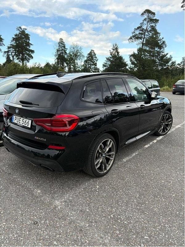 Svart Begagnad 2019 BMW X3 SUV | 485 000 kr - Bild 1/2