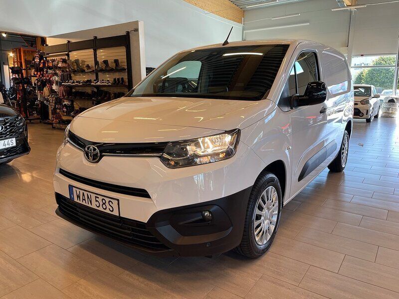 Vit Begagnad 2023 Toyota Proace City Van | 224 000 kr (Superpris) - Bild 1/4
