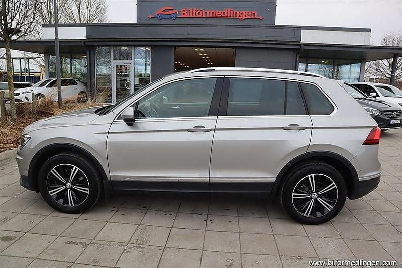 Begagnad VW Tiguan 190 HK (139 kW) 2019 Grå samma som bilen SUV