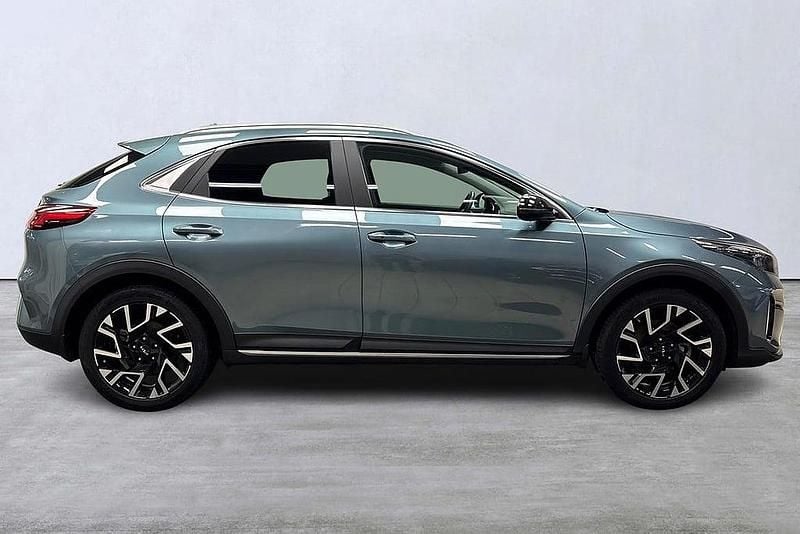 Begagnad Kia XCeed 143 HK (105 kW) 2023 Grå SUV