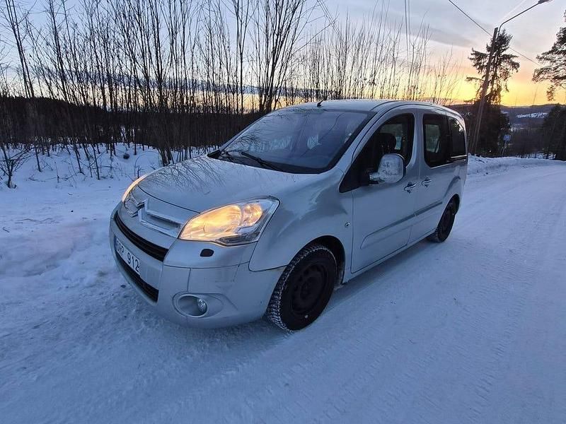Silver Begagnad 2008 Citroën Berlingo Minibuss | 34 900 kr (Marknadspris) - Bild 1/4
