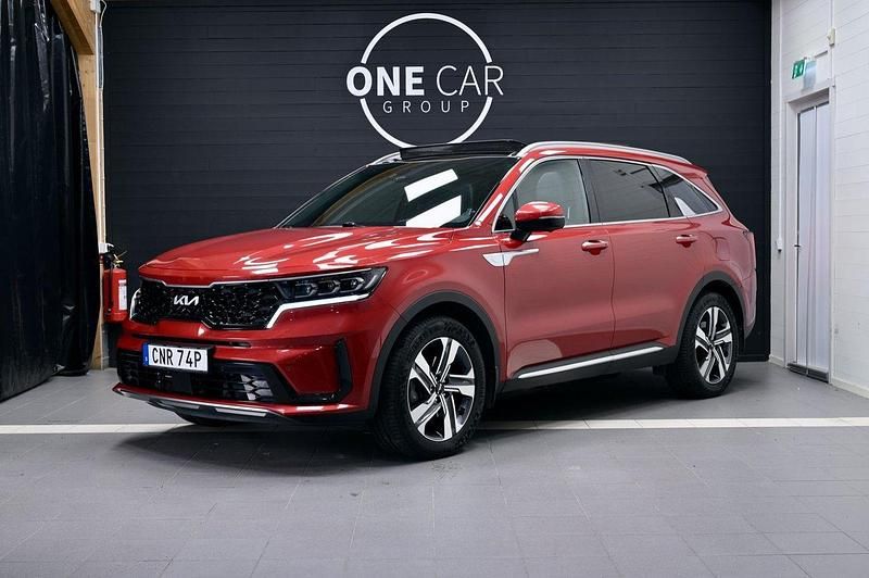 Röd Begagnad 2021 Kia Sorento Advance SUV | 484 900 kr (Dyr) - Bild 1/4