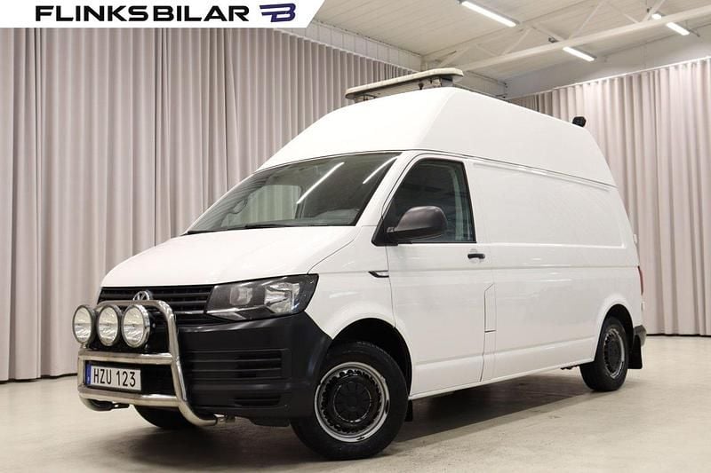 Vit Begagnad 2016 VW T6 Van | 199 900 kr (Superpris) - Bild 1/4