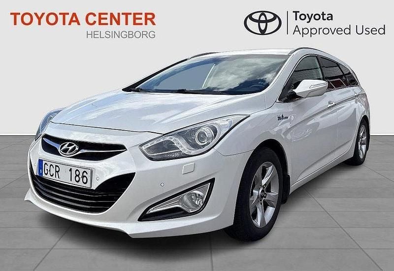 Vit Begagnad 2012 Hyundai i40 Kombi | 94 500 kr (Marknadspris) - Bild 1/4
