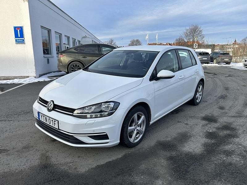 Begagnad VW Golf VII 116 HK (85 kW) 2020 Vit