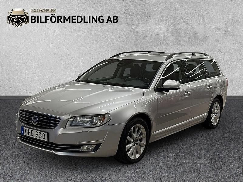 Begagnad Volvo V70 Momentum 150 HK (110 kW) 2015 Silver Kombi