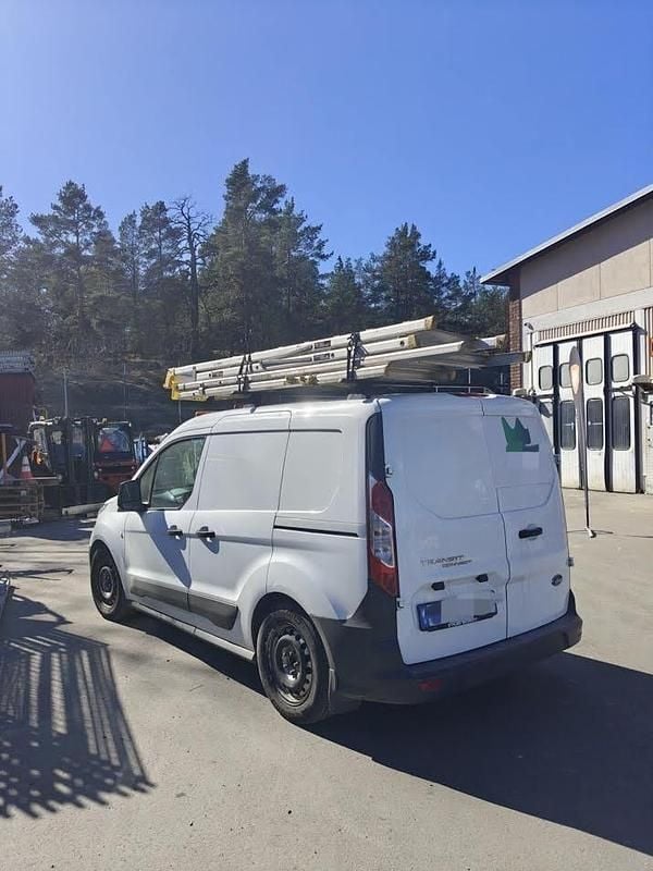 Vit Begagnad 2017 Ford Transit | 105 000 kr (Dyr) - Bild 1/4