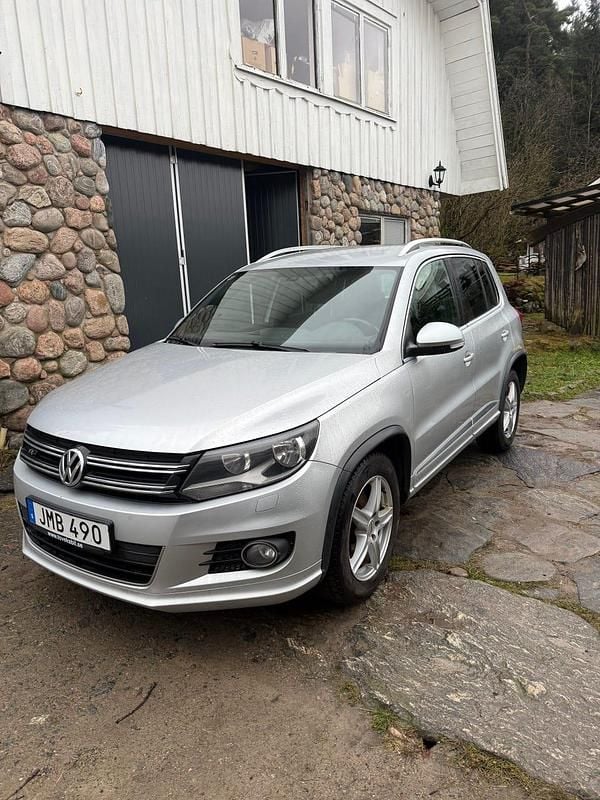 Begagnad 2015 VW Tiguan SUV | 103 000 kr (Marknadspris) - Bild 1/4