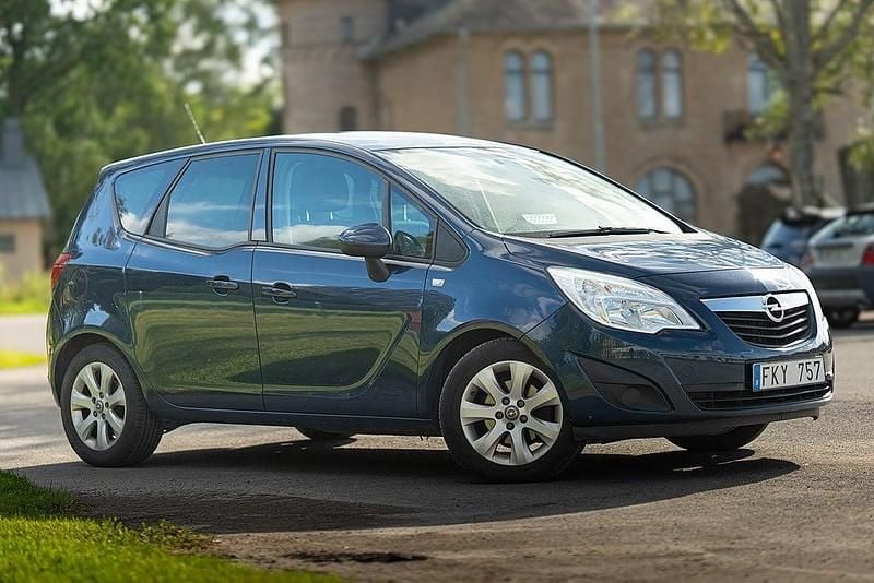 Blå Begagnad 2011 Opel Meriva Enjoy Minibuss | 52 000 kr (Marknadspris) - Bild 1/4