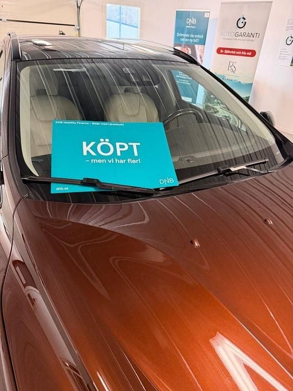 Begagnad Volvo V40 CC Summum 150 HK (110 kW) 2016 Brun Kombi