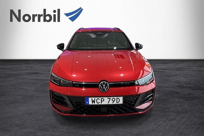 Ny VW Passat 2026 Röd Kombi
