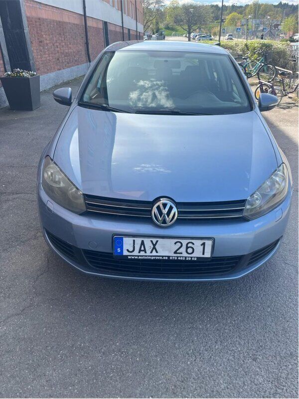 Blå Begagnad 2009 VW Golf VI Halvkombi | 36 000 kr (Marknadspris) - Bild 1/4