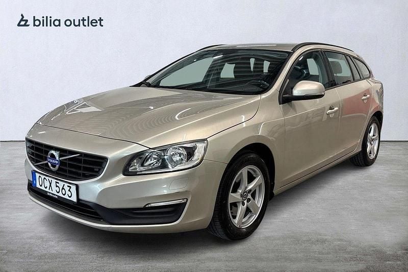 Ljusbrun Begagnad 2016 Volvo V60 Kombi | 109 000 kr (Bra pris) - Bild 1/4