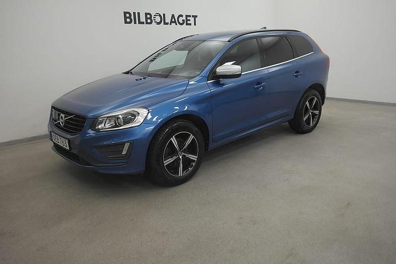 Blå Begagnad 2016 Volvo XC60 R-Design SUV | 245 800 kr (Marknadspris) - Bild 1/4