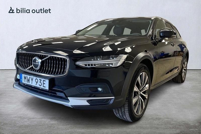 Svart Begagnad 2022 Volvo V90 CC Plus Kombi | 349 900 kr (Marknadspris) - Bild 1/3