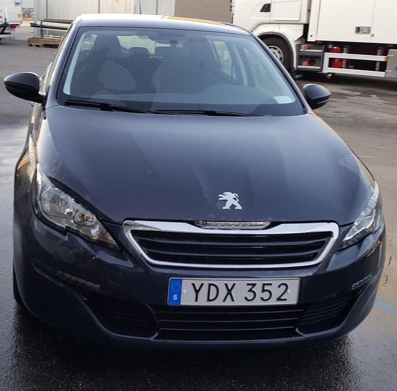 Begagnad Peugeot 308 82 HK (60 kW) 2016