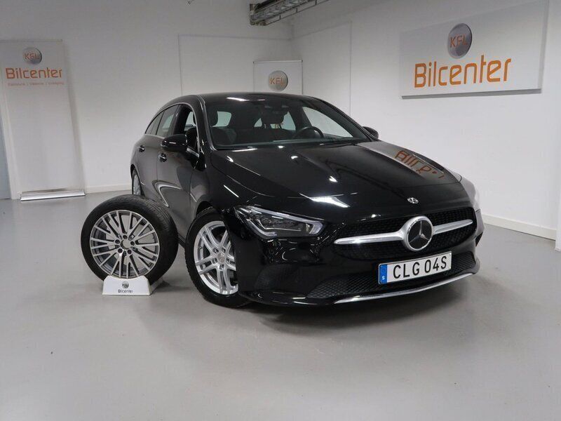 Svart Begagnad 2020 Mercedes CLA200 Kombi | 289 900 kr (Marknadspris) - Bild 1/3