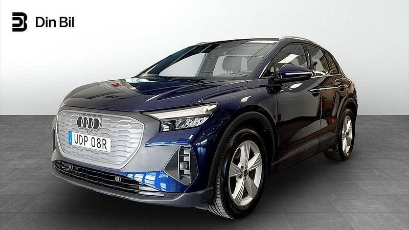 Blå Begagnad 2022 Audi Q4 e-tron Proline SUV | 399 000 kr (Marknadspris) - Bild 1/4