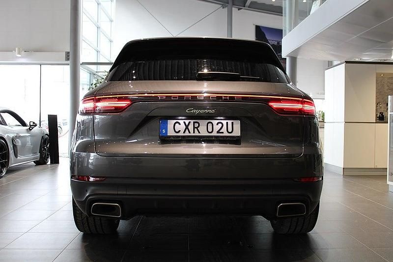 Begagnad Porsche Cayenne 340 HK (250 kW) 2020 Grå SUV