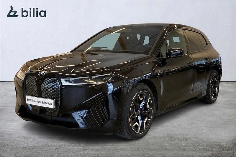 Svart Begagnad 2023 BMW iX Comfort Edition SUV | 659 000 kr (Bra pris) - Bild 1/4