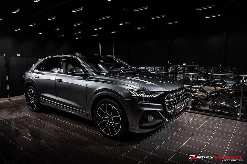Begagnad Audi Q8 Competition 286 HK (210 kW) 2023 Daytona grey pearl effect SUV