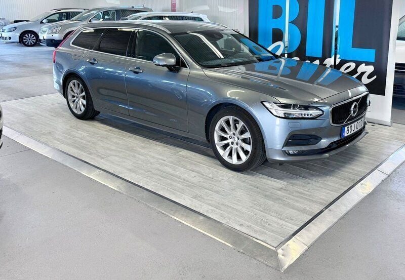 Grå Begagnad 2019 Volvo V90 Kombi | 238 000 kr (Marknadspris) - Bild 1/4