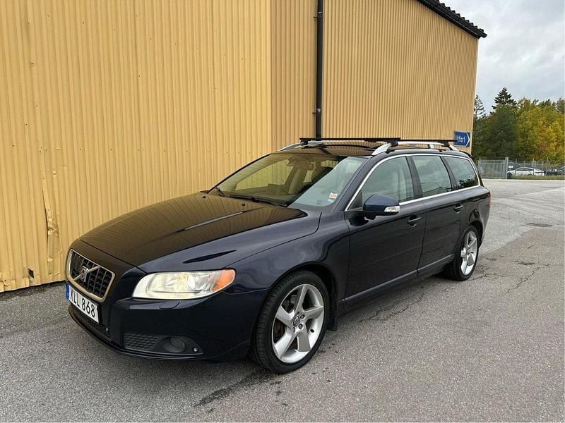 Blå Begagnad 2009 Volvo V70 Summum Kombi | 79 500 kr (Bra pris) - Bild 1/4