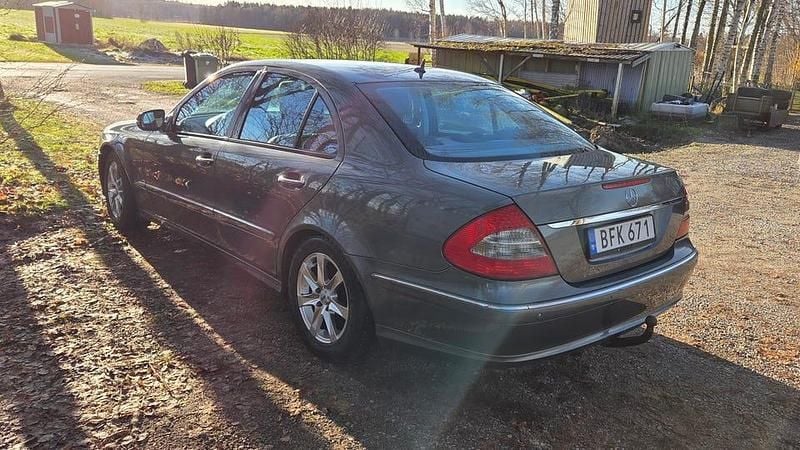 Begagnad Mercedes E220 170 HK (125 kW) 2007 Sedan