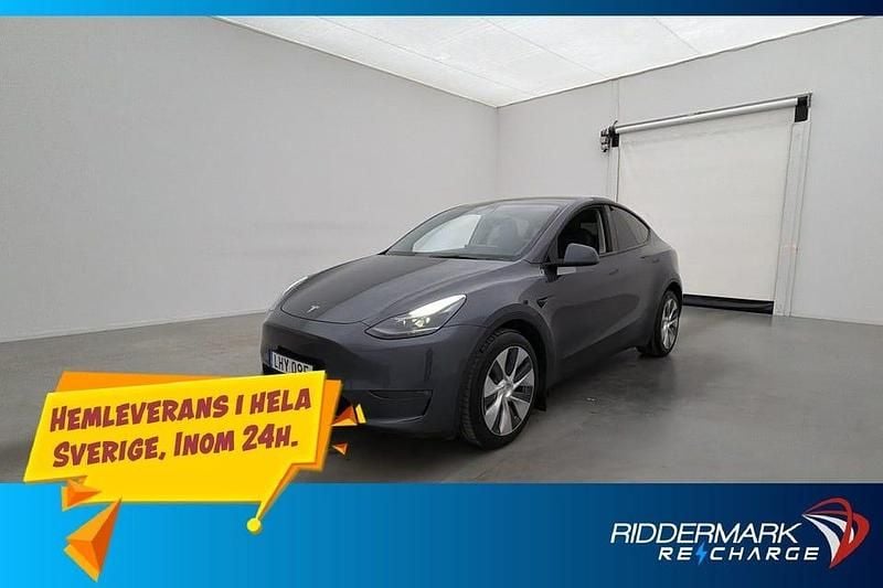 Grå Begagnad 2021 Tesla Model Y Long Range AWD SUV | 339 800 kr (Marknadspris) - Bild 1/3