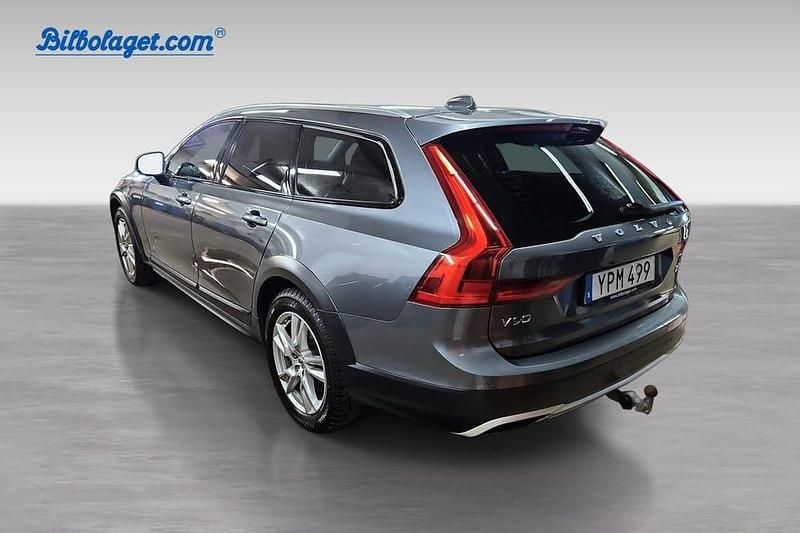 Begagnad Volvo V90 CC 192 HK (141 kW) 2019 Grå Kombi