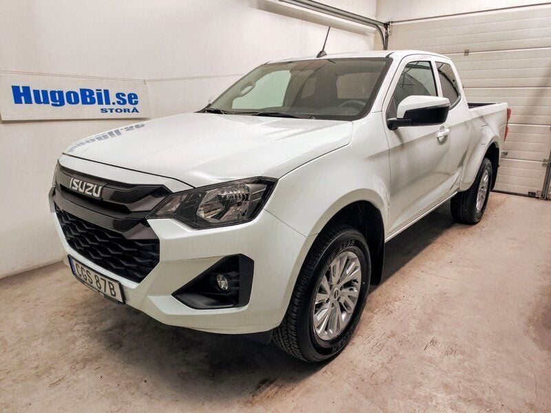 Vit (splash white) Ny 2024 Isuzu D-Max Pickup | 649 875 kr (Bra pris) - Bild 1/4