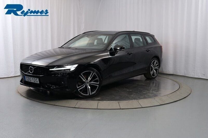 Svart Begagnad 2020 Volvo V60 R-Design Kombi | 364 900 kr (Bra pris) - Bild 1/4