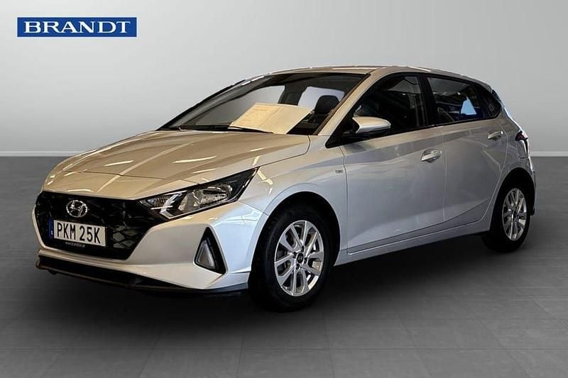 Begagnad Hyundai i20 Essential 101 HK (74 kW) 2021 Grå Halvkombi