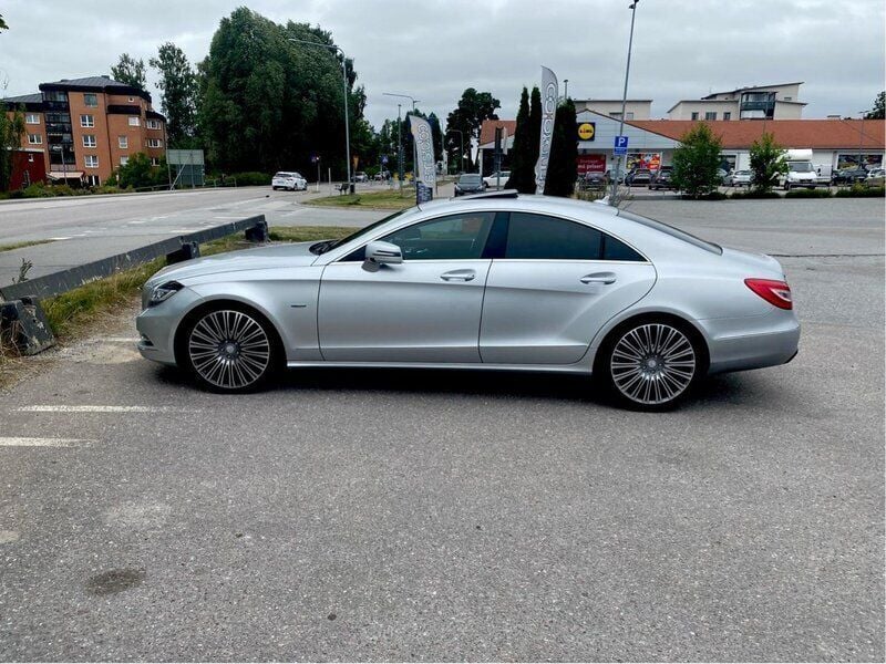 Silver Begagnad 2012 Mercedes CLS350 Sportkupé | 180 000 kr (Marknadspris) - Bild 1/4
