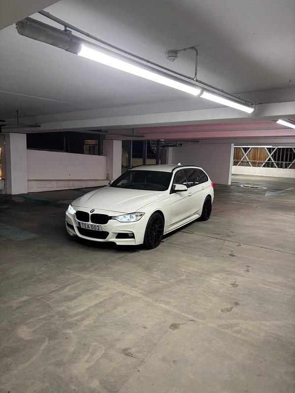 Begagnad 2014 BMW 320 Kombi | 109 000 kr (Marknadspris) - Bild 1/4