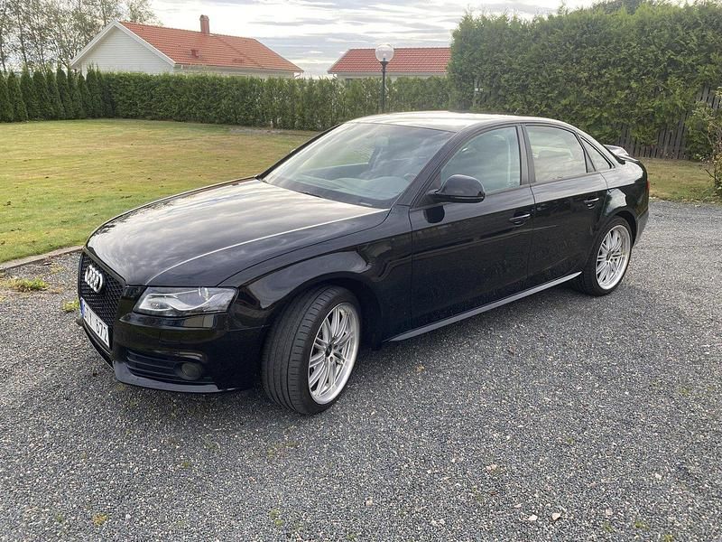 Svart Begagnad 2008 Audi A4 Sedan | 79 999 kr (Lite dyr) - Bild 1/4