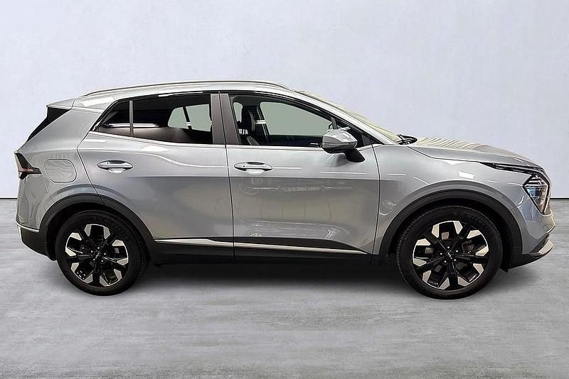 Begagnad Kia Sportage Advance 179 HK (131 kW) 2022 Grå SUV