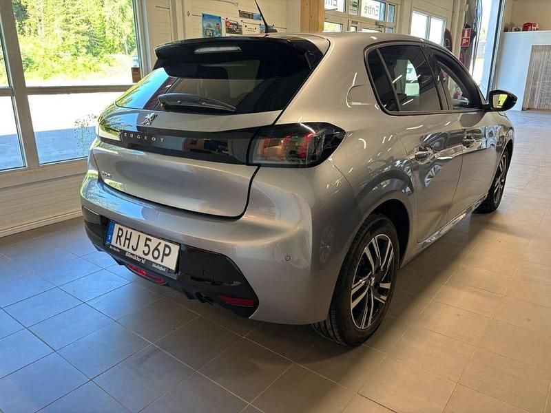Begagnad Peugeot 208 Allure 101 HK (74 kW) 2023 Grå Halvkombi